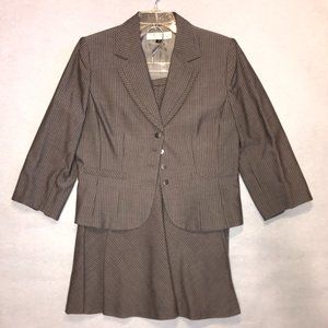 NWOT Women's Tahari Grey Pinstripe Business Suit